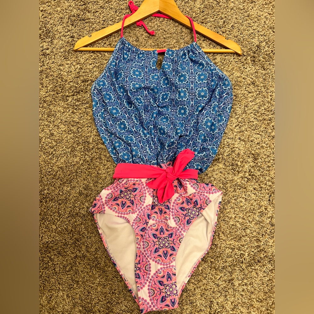 NWT Nicole Miller Halter Swimsuit